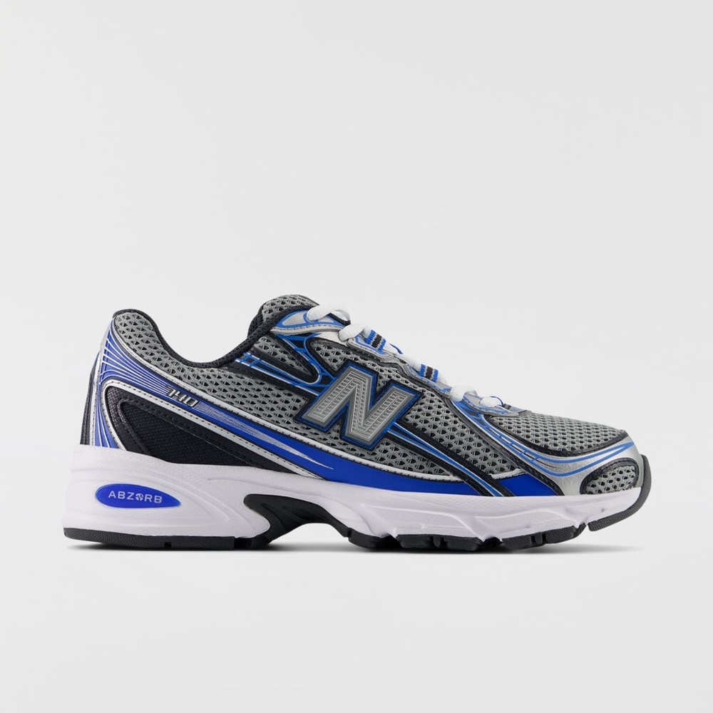 New Balance 740 Running Sneaker - 6